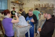 Czech teachers and students hep German students with molds