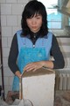 Zhu Li Yue making mold